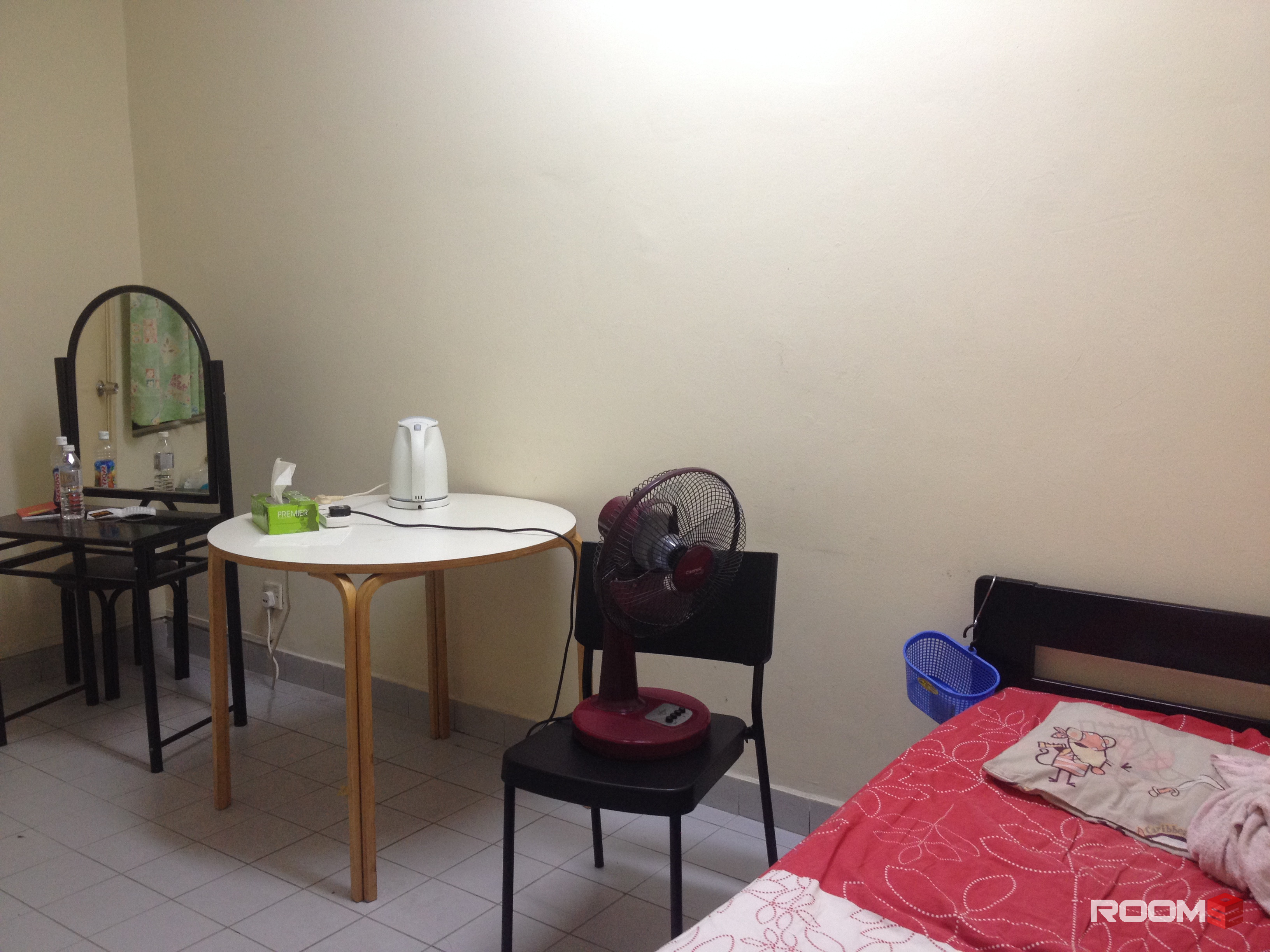 Bu 4 room to let