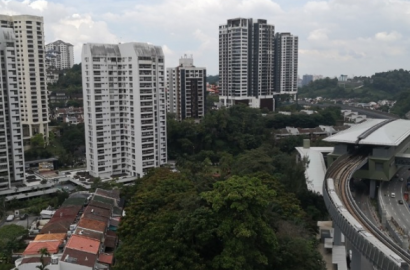 Damansara height studio without kitchen for rent @ rm1000 only !!!