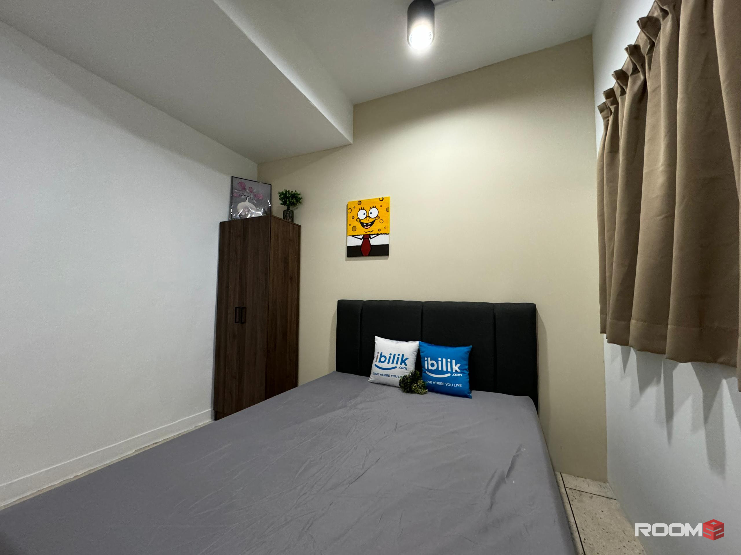 Super Low Depsoit Middle Room Walking Distance to CIQ Johor