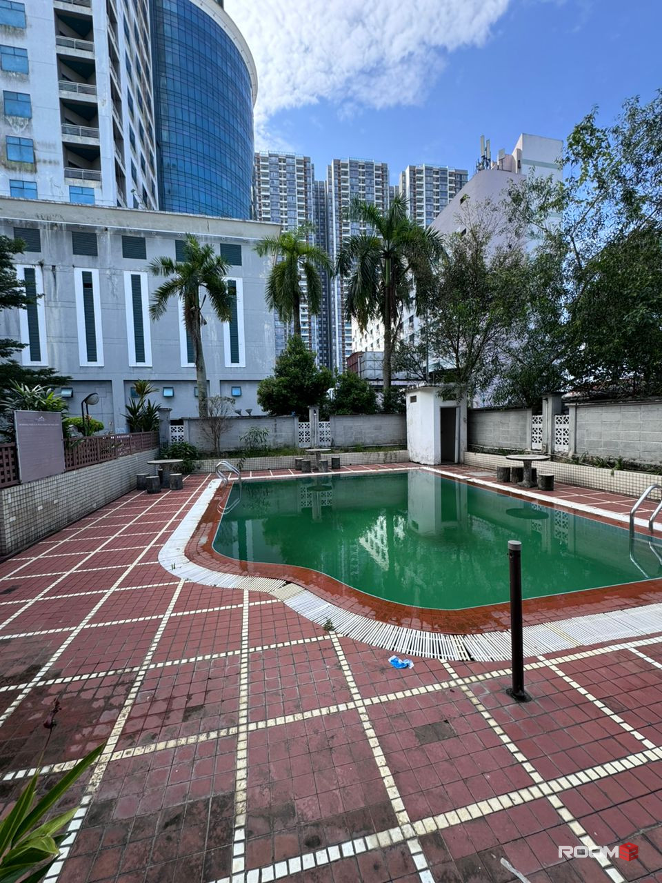 ❌No agent fee Walking to ciq only 6-8min Master bedroom ❌无需中介费 非常靠近关卡舒适 一流的环境 美到无话可说的房间😍