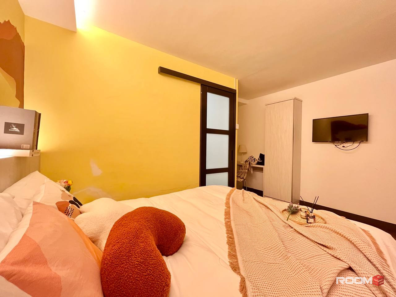 😱 Huge ZERO Deposit Room For Rent 😍💯 Can Stay With Your Bestie 👭 At City Edge Maluri 😍