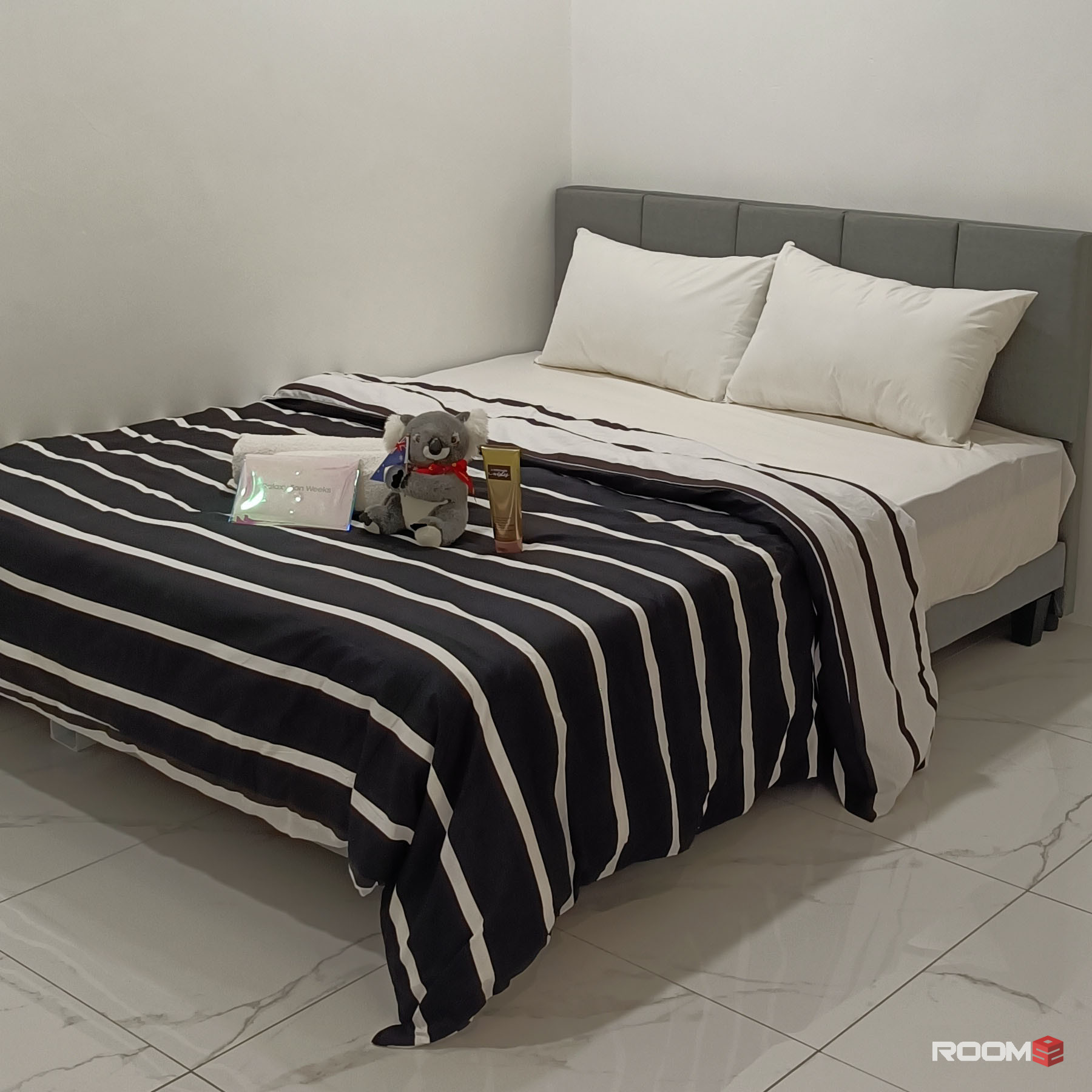[Middle Room] Near Sunway/Icon City/Paradigm Mall/Kelana Jaya/SS2/SS3
