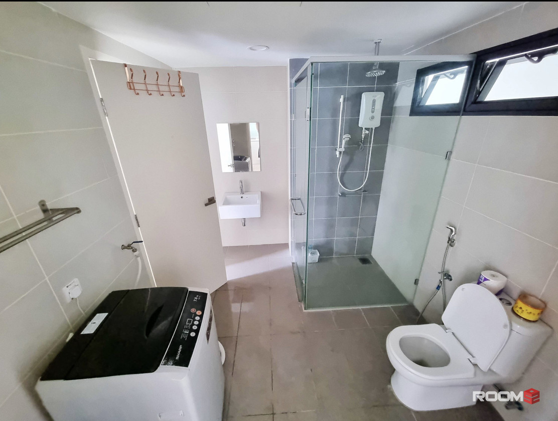 Master Bedroom For Rent At Petaling Jaya