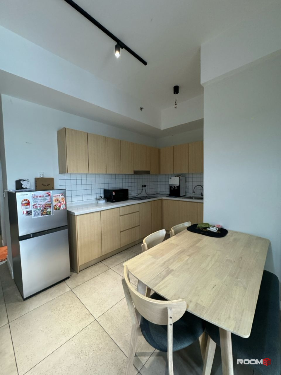 🏡 𝐒𝐢𝐧𝐠𝐥𝐞 𝐑𝐨𝐨𝐦 @ 𝐔𝐧𝐢𝐨𝐧 𝐒𝐮𝐢𝐭𝐞𝐬 🏡 👩🏻‍🎓 Student Accommodation 👩🏻‍🎓 🚎 FREE Shuttle Van 🚎