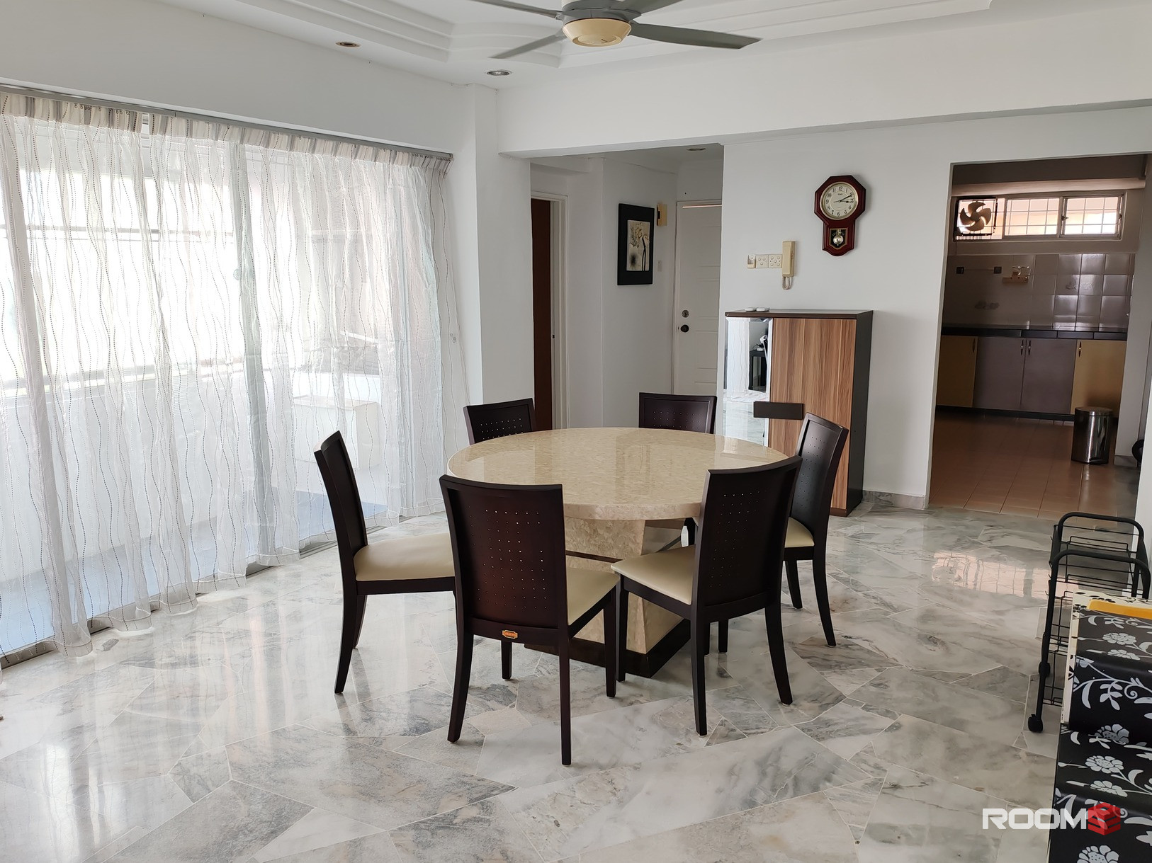 Female master room Pj SS7, Glenmarie Lrt, Paradigm mall