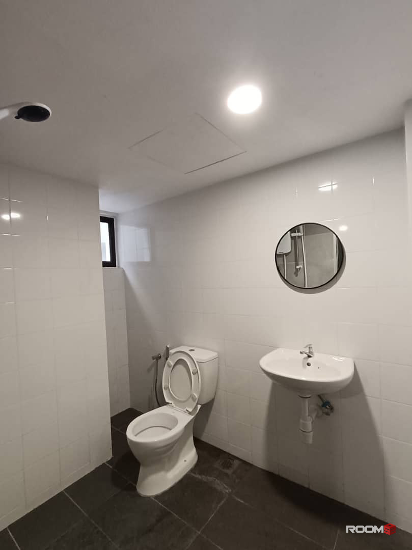 ROOM NEAR JALAN IPOH❗. PRIVATE ROOM WITH TOILET 0 DEPOSIT 📌