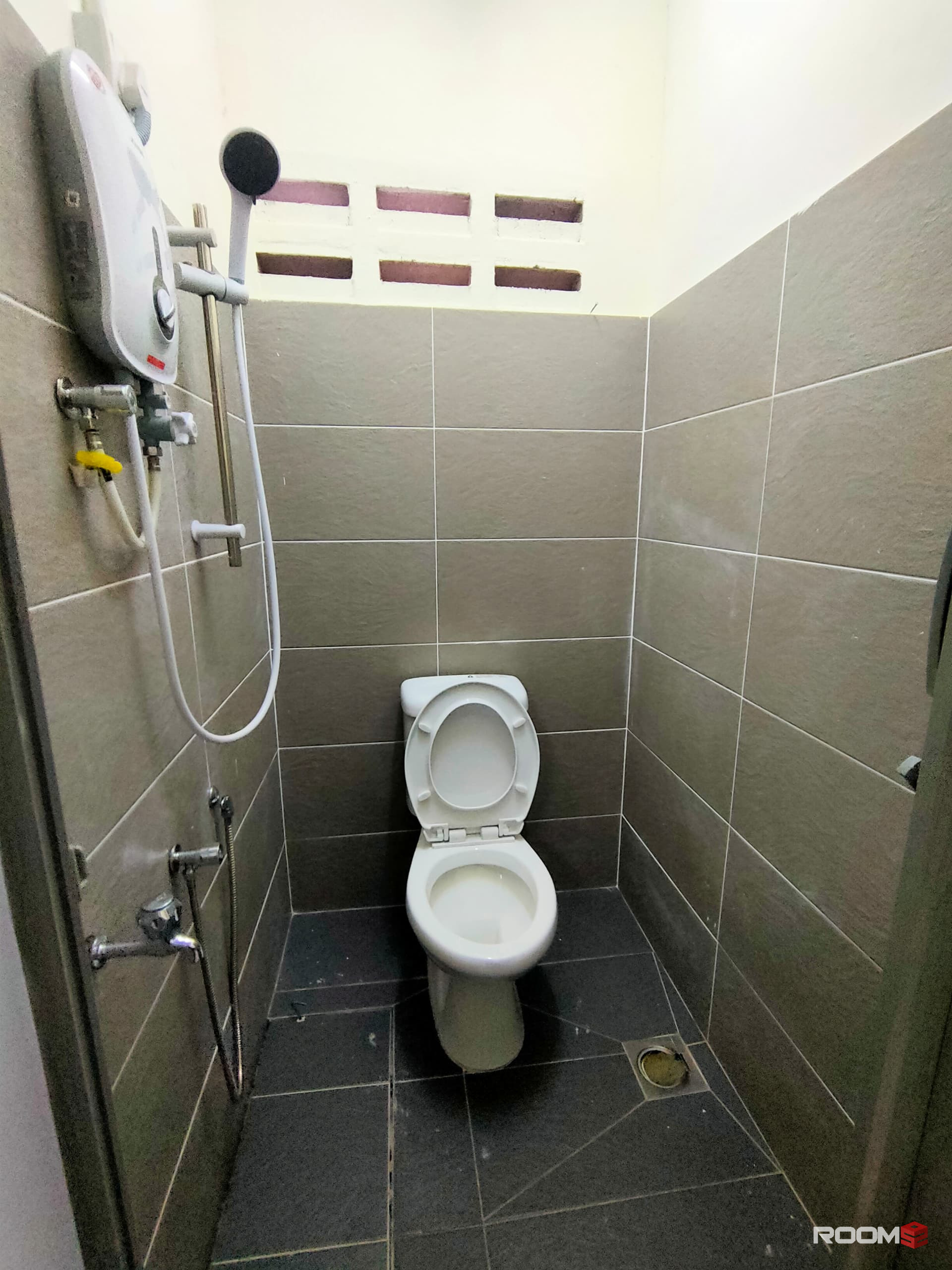 Female Unit Single Room for Rent In Taman Connaught