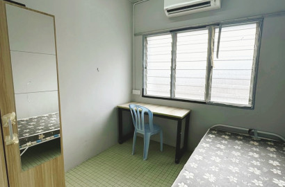 Nearby USCI UNIVERCITY Male  Unit Single Room For Rent In cheras taman connaught