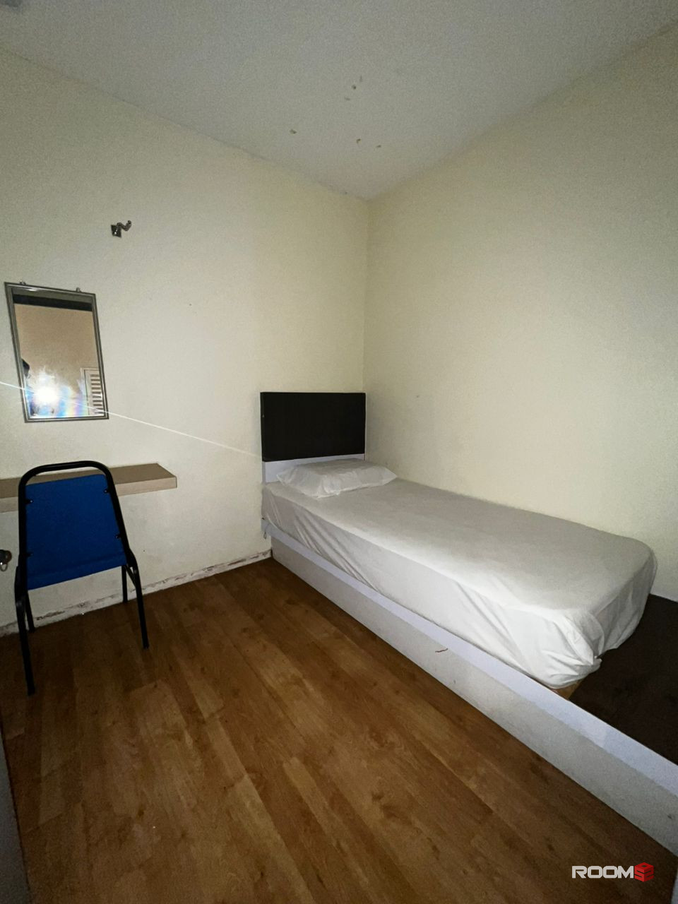 convenient Room in Kuchai Lama Nearby NSK & TBS