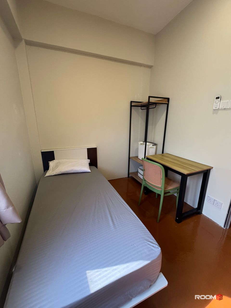 single bedroom at Seri Kembangan 💯 | 9 mins walk to MRT SERDANG JAYA 🚄