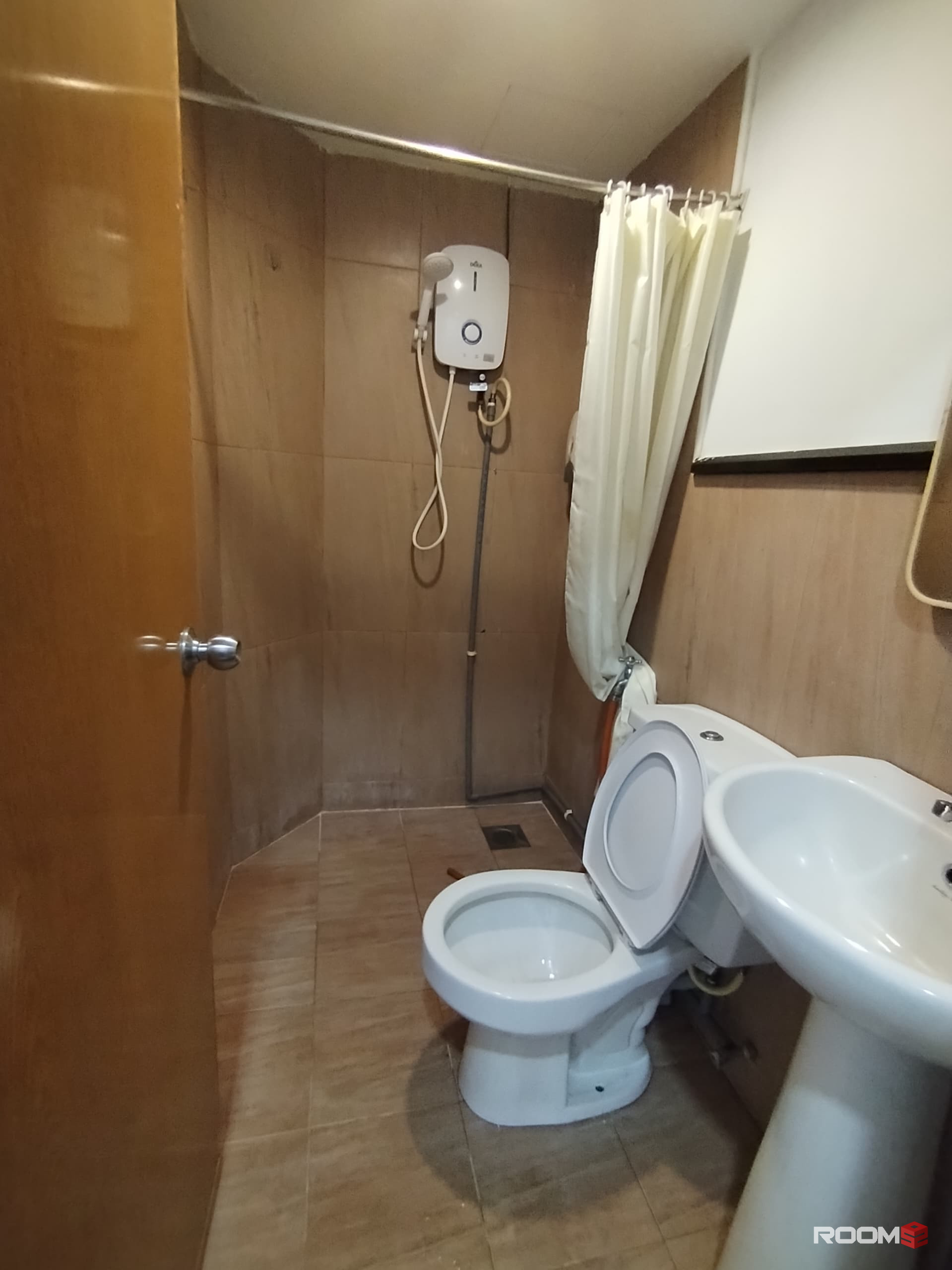 0 DEPOSIT ROOM IN PUCHONG🔥. 5 MIN TO IOI PUCHONG FULL RESTAURANT AREA🍗🍔