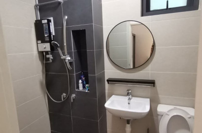 Small room Pacific star pj sec13 prefer male