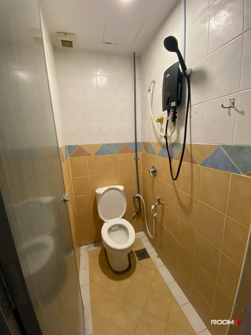 Fast Selling room in Bukit Bintang💯. 5 min walk yo MRT Bukit Bintang and Pavilion KL🚶🚎💥