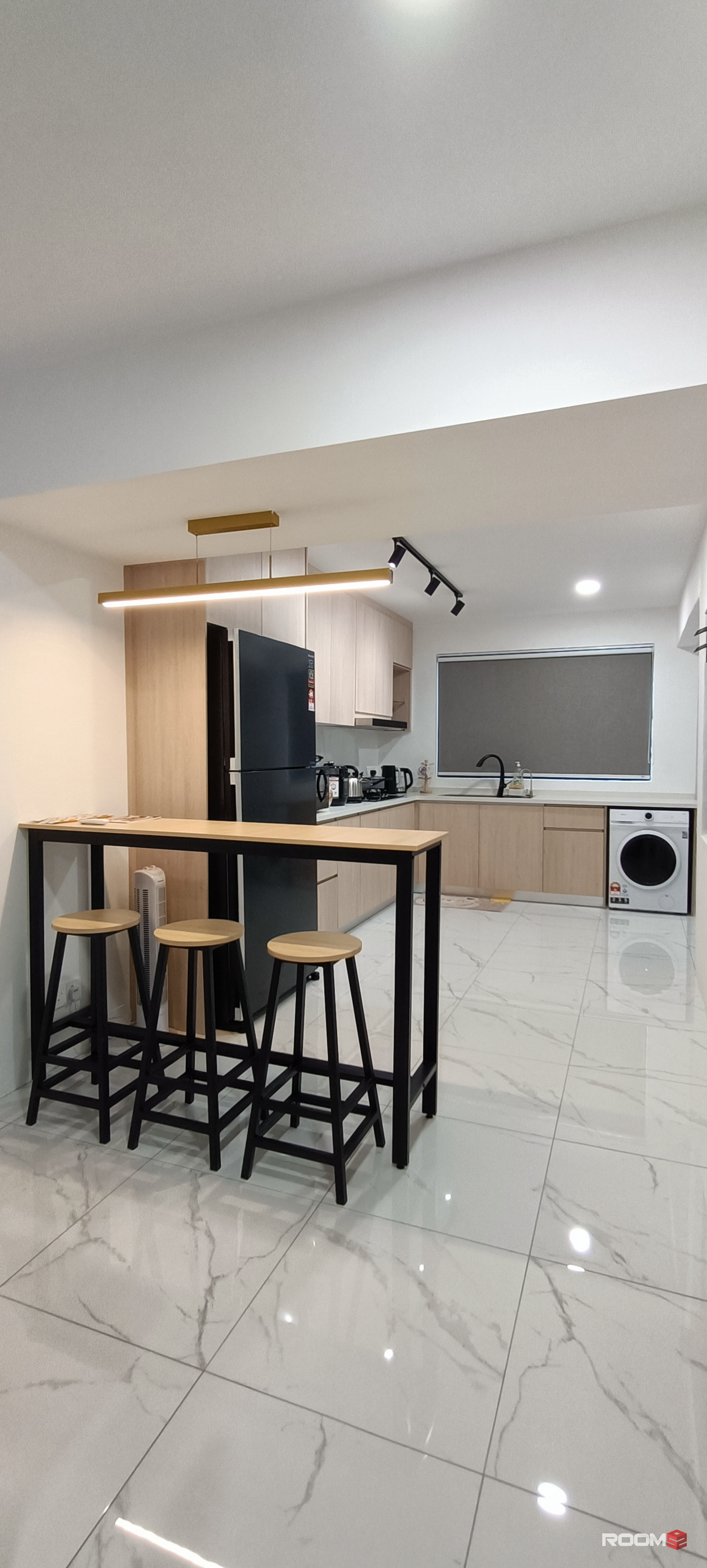 [Middle Room] Near Sunway/Icon City/Paradigm Mall/Kelana Jaya/SS2/SS3