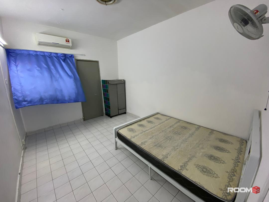 ✨SUPER BIG AND COMFORTABLE MASTER ROOM AT BANDAR UTAMA ✨ MOVE IN IMMEDIATELY ❤️‍🔥