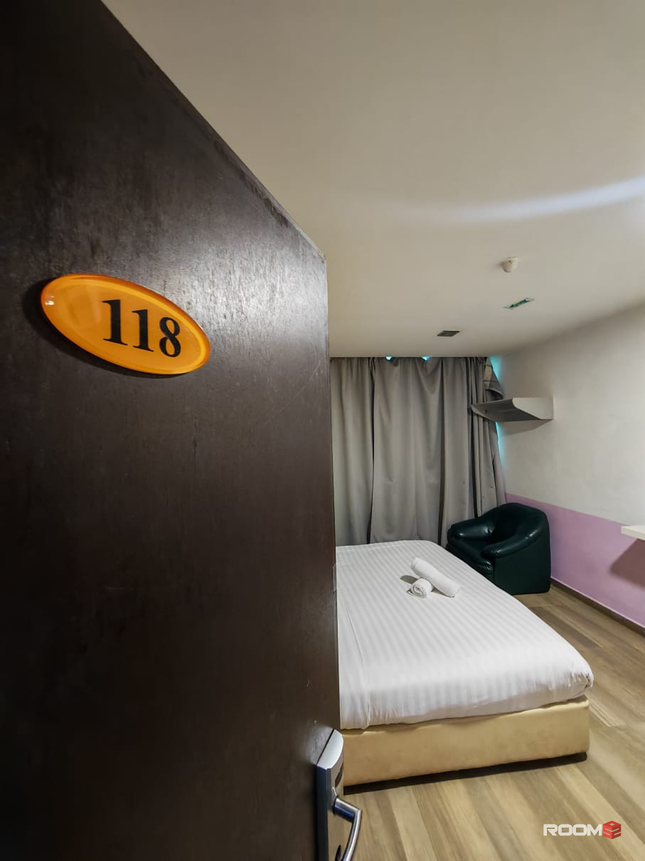 🏠 Cozy Room Near MRT Kuchai ✨