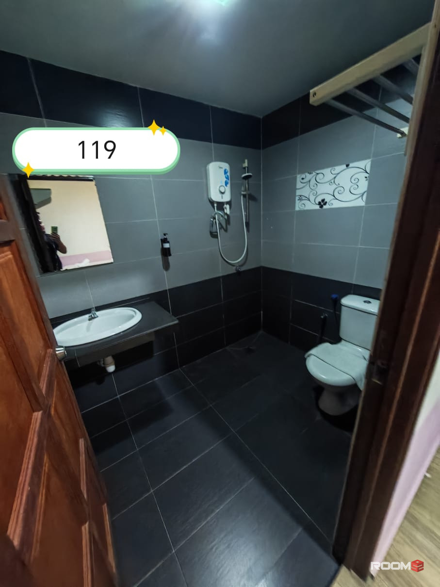 🌟 Modern Room Near MRT Kuchai 🚆 🏡 Comfortable & Fully Furnished