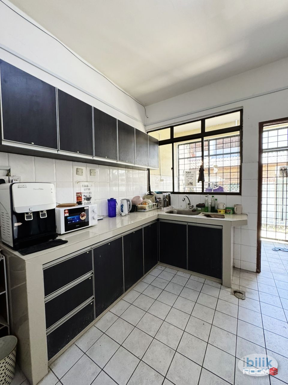 🏡🔥Medium Room To Rent🚆 Walk to MRT Bandar Utama 🏡🔥