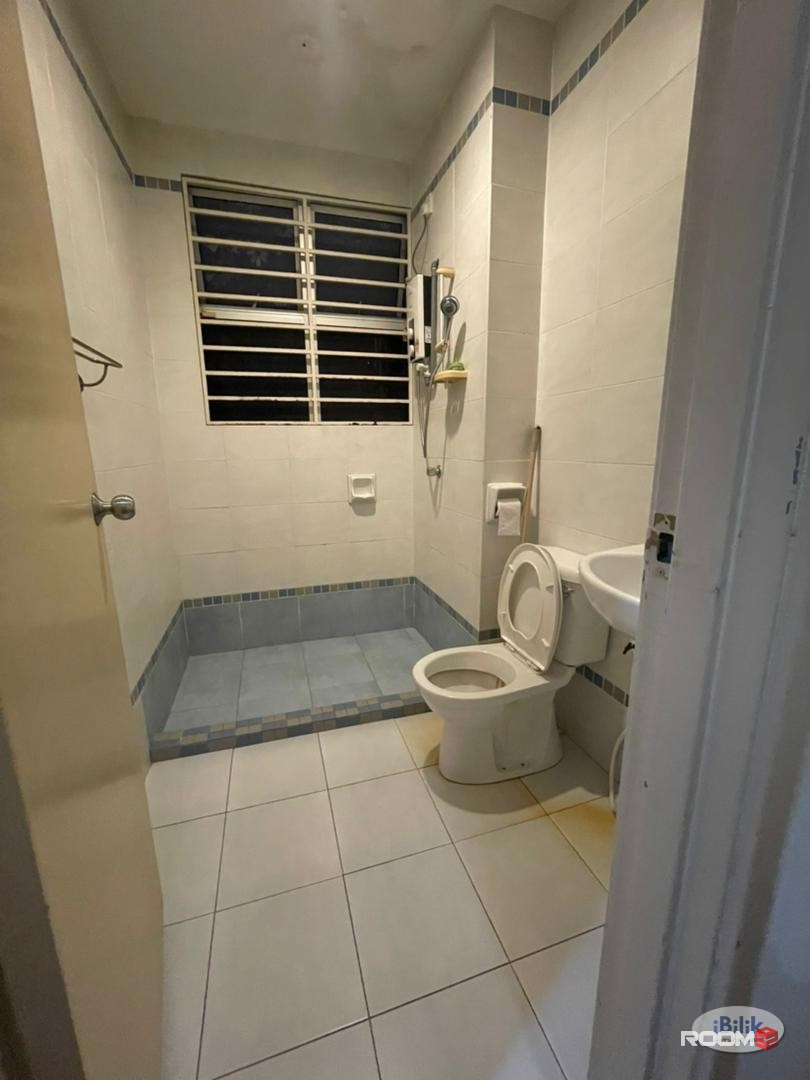 Two room available now! 🥳