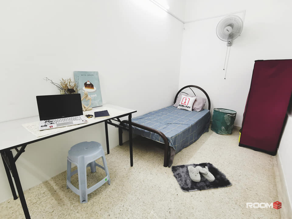 Walking Distance To LRT TAMAN BAHAGIA & LRT TAMAN PARAMOUNT