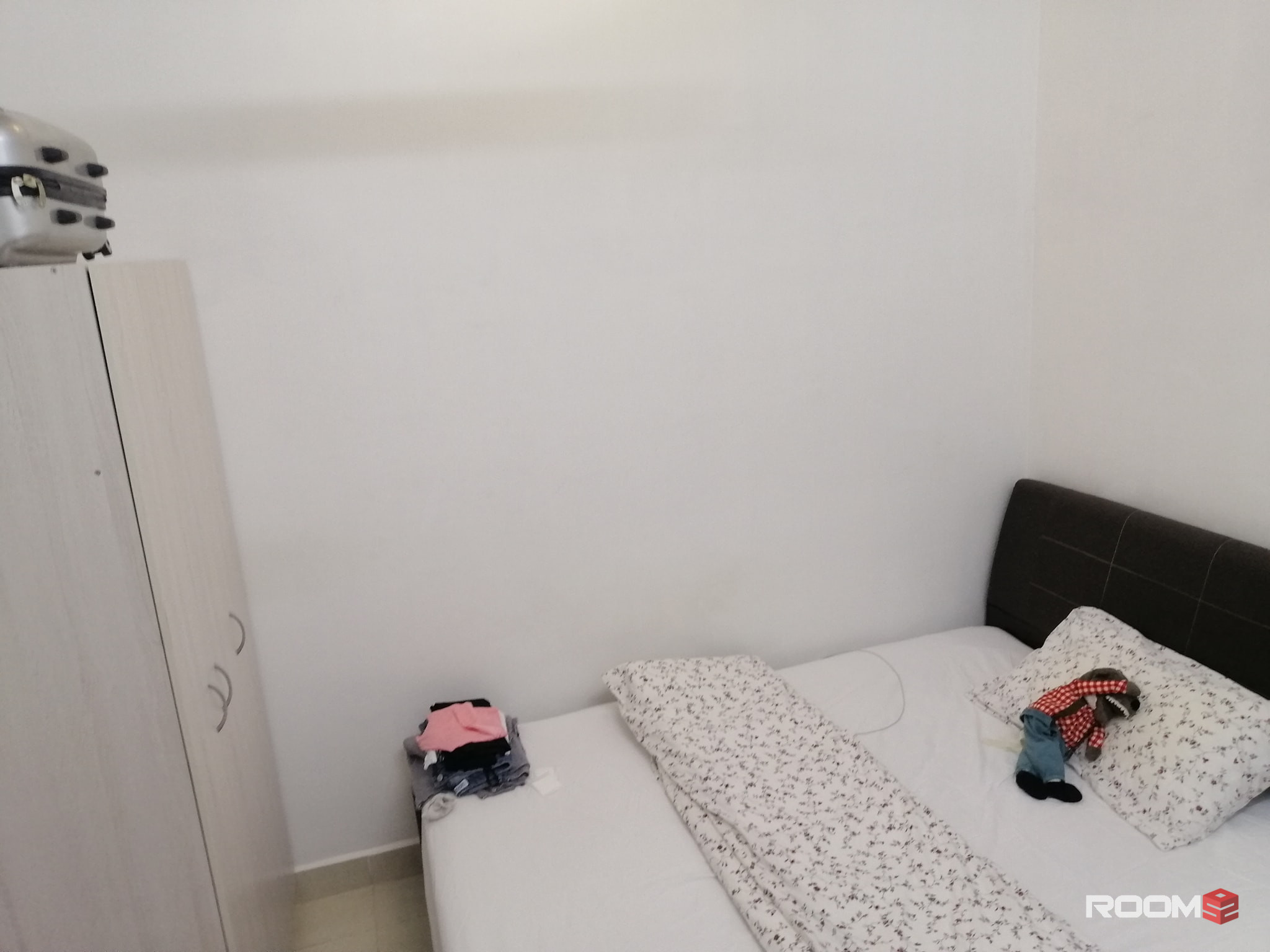 SINGLE BEDROOM AT PELANGI UTAMA CONSO