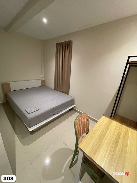 Co Living Room Fot Rent At Bukit Bintang