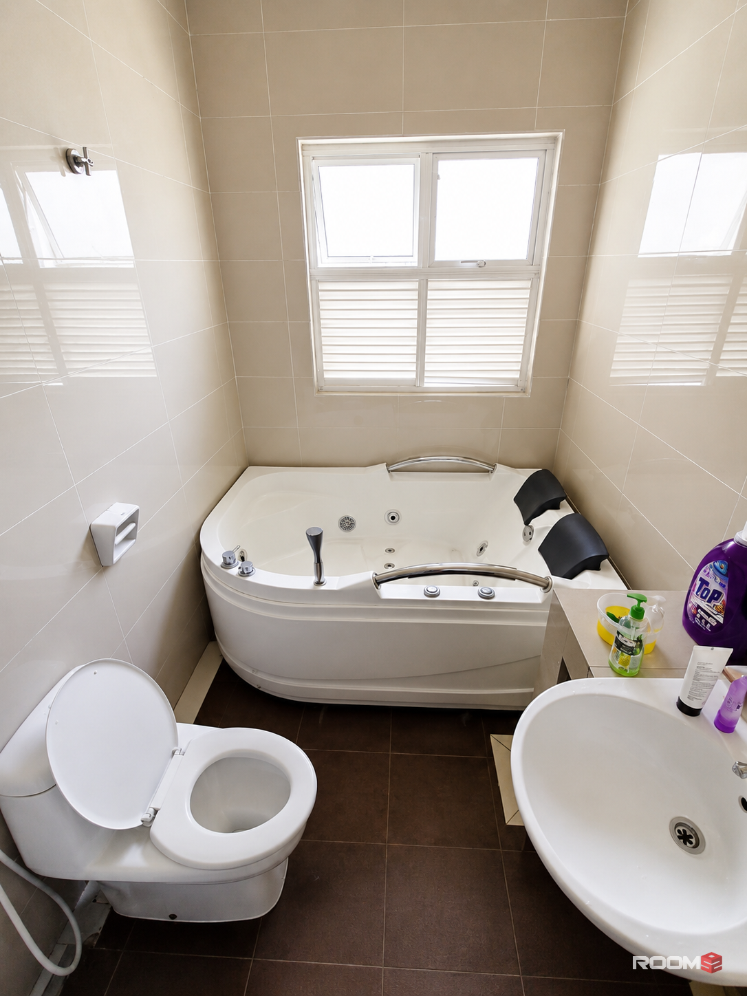 🚗 5 mins to Setia City Mall 🛍️ | 🏡 Setia Alam Balcony Room For Rent 🌟