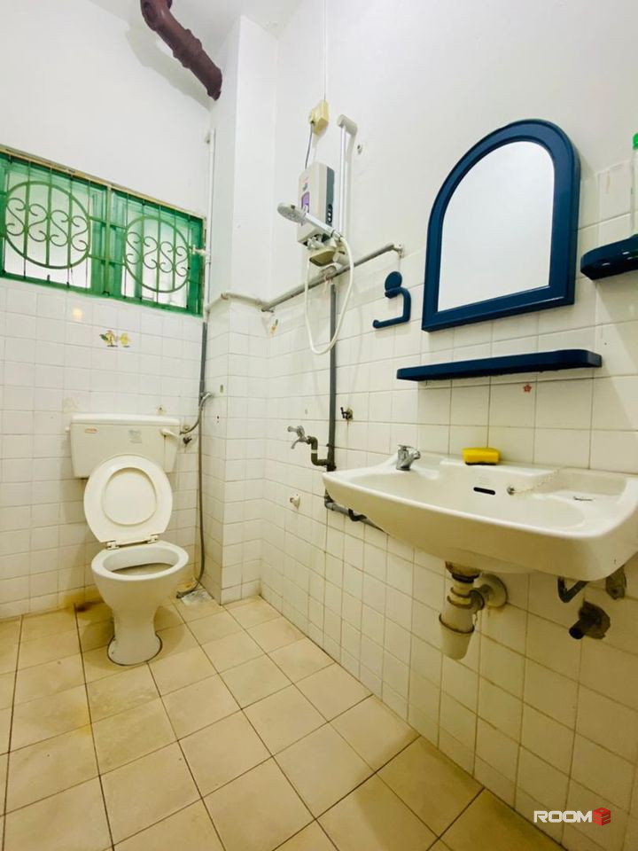 Comfortable Single Room Rent in SS2, Petaling Jaya walk to 3 Damansara Mall