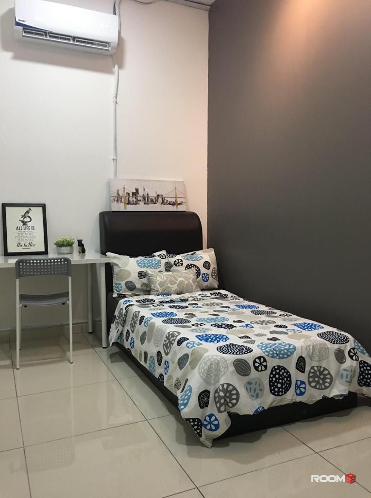 FREE AC, WiFI & Cleaning Service, Fully Furnished Single room for rent at Sendayan.