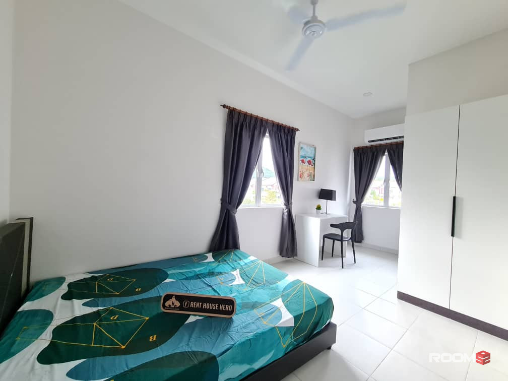 MIDDLE ROOM AT SEREMBAN 2, BILIK SEWA SAUJANA TROPIKA {FREE UTILITY} AEON, CENTRIO, KLIA (AREA, OFFER, UNIT, LANDMARK)