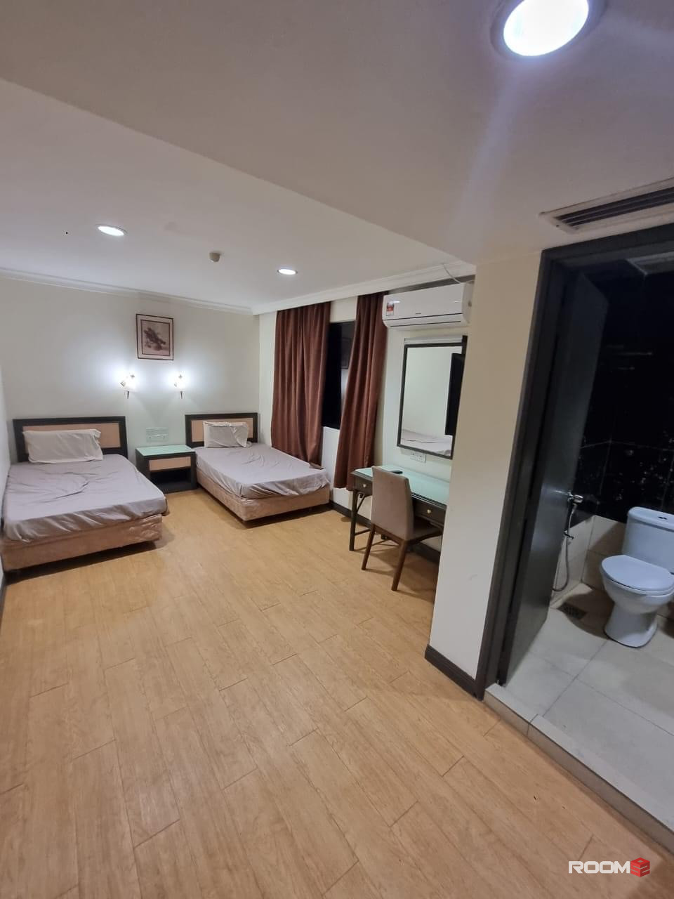 Corona Inn @ Jln Alor