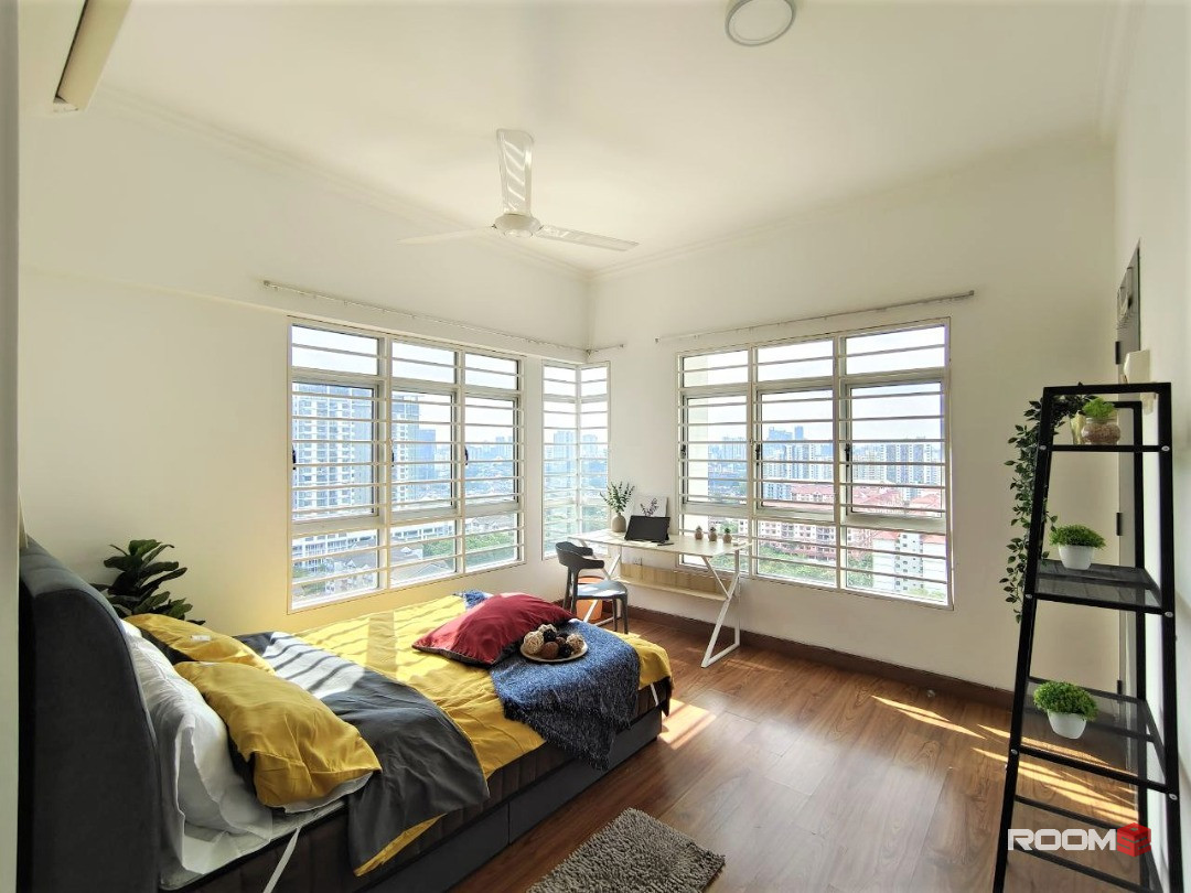 Serene Female Unit & FULLY FURNISHED Master Room @ Happy Garden, Border OUG, Kuchai Lama & Sri Petaling