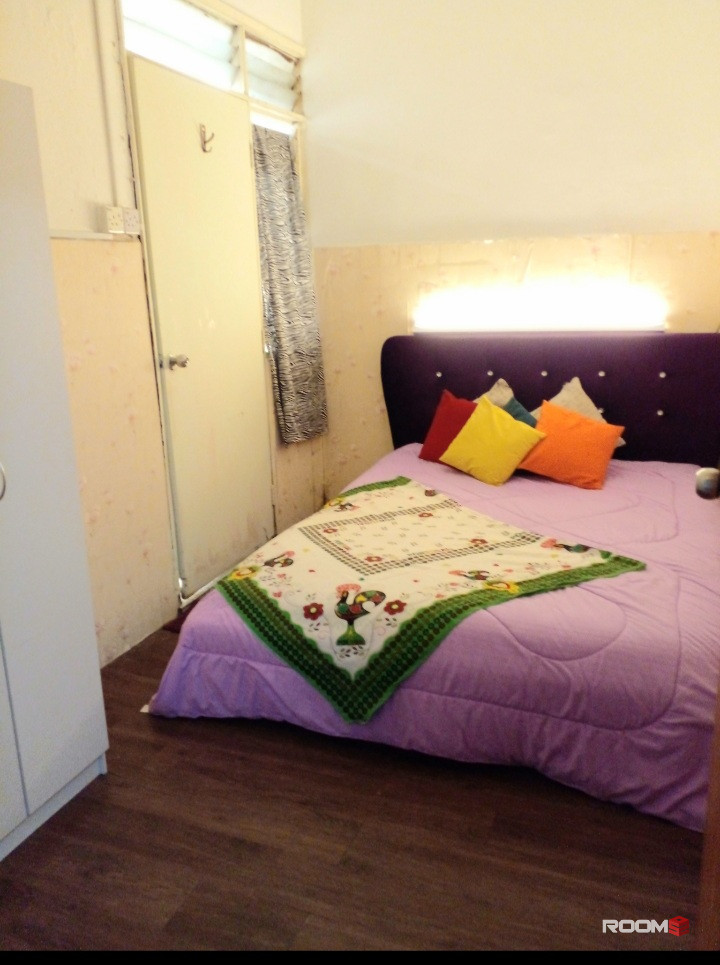 Bilik utk couple dgn toilet sendiri ( couple room with own private bathroom)