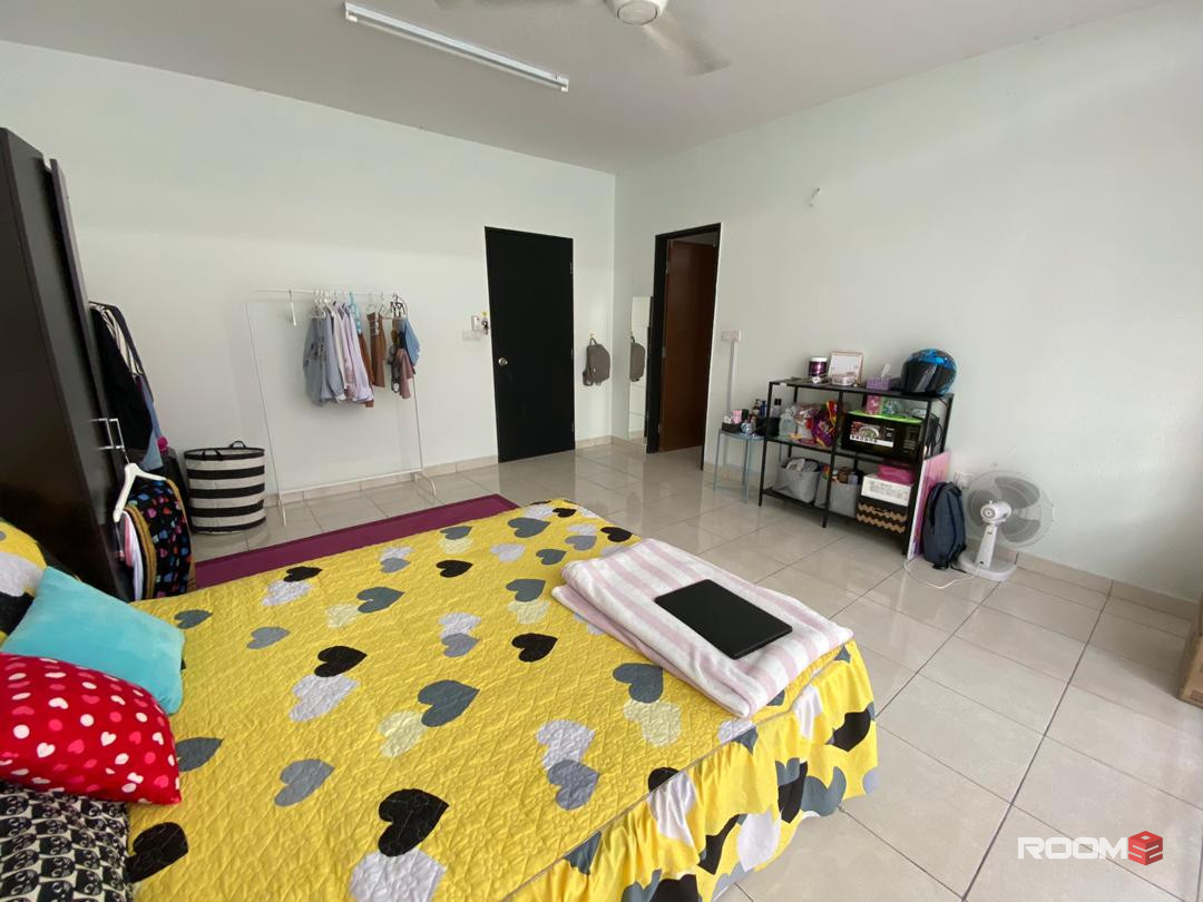 𝑴𝑨𝑺𝑻𝑬𝑹 𝑹𝑶𝑶𝑴 at Bangi (Female) KTM Bangi 🚊, BSP, Bangi Avenue 3, Bangi Lama/ Wonderland, U