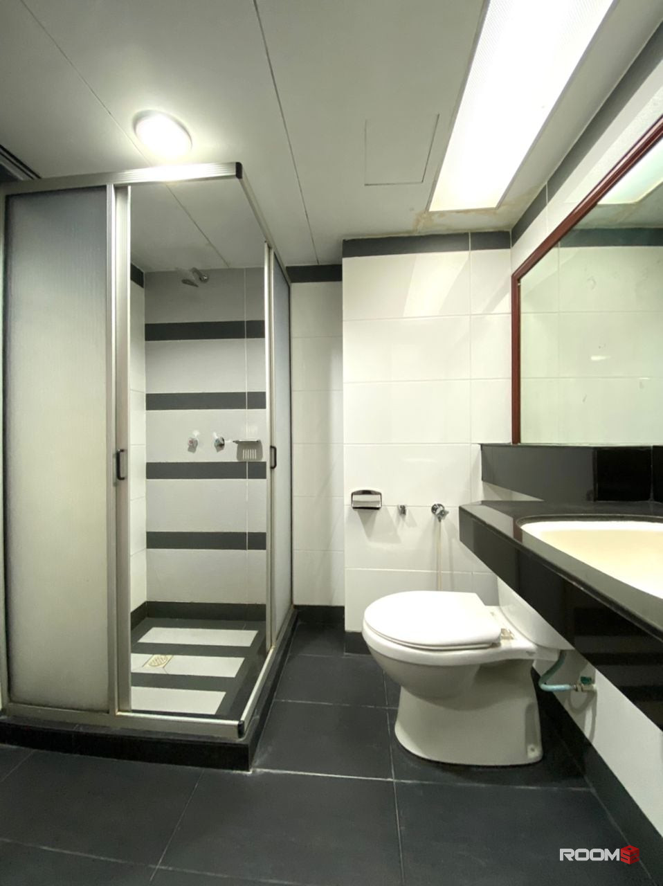Easy Move-In🔑Private Room with 🚫No Deposit Near Chow Kit, KL