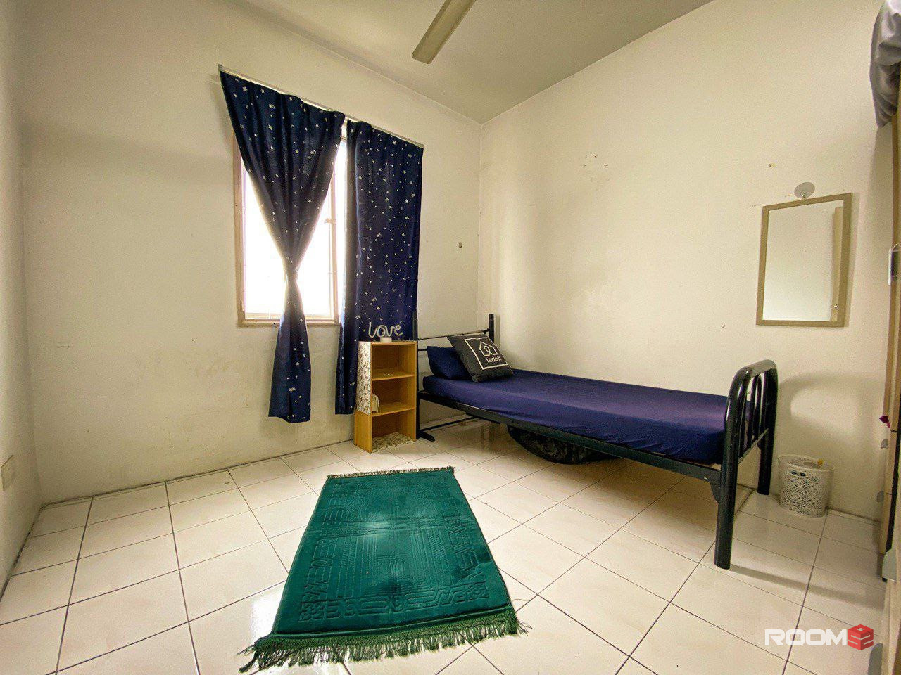 Single Room , Vista Pinggiran, Sri Kembangan