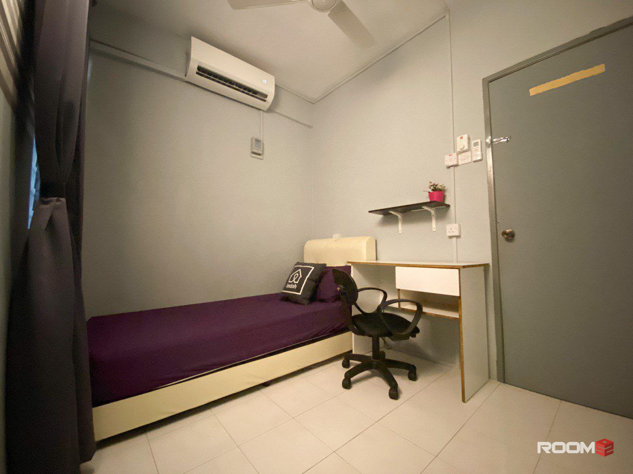 Middle Room, Blok B, Vista Pinggiran, Sri Kembangan