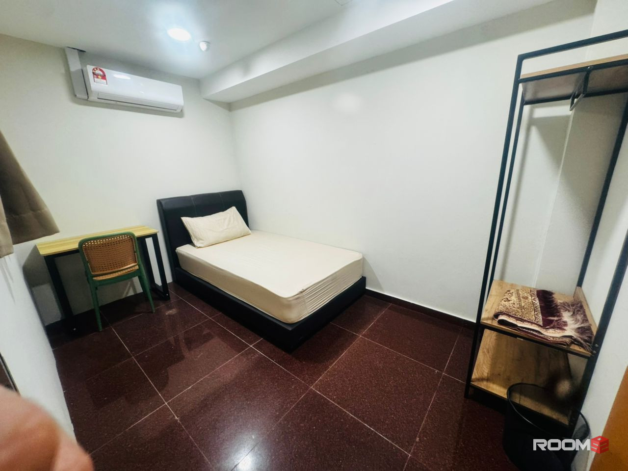 Super convenience room near MRT Sentul Barat✅🚎, Low Deposit for Early Bird🤩. Ready For Move In🌟