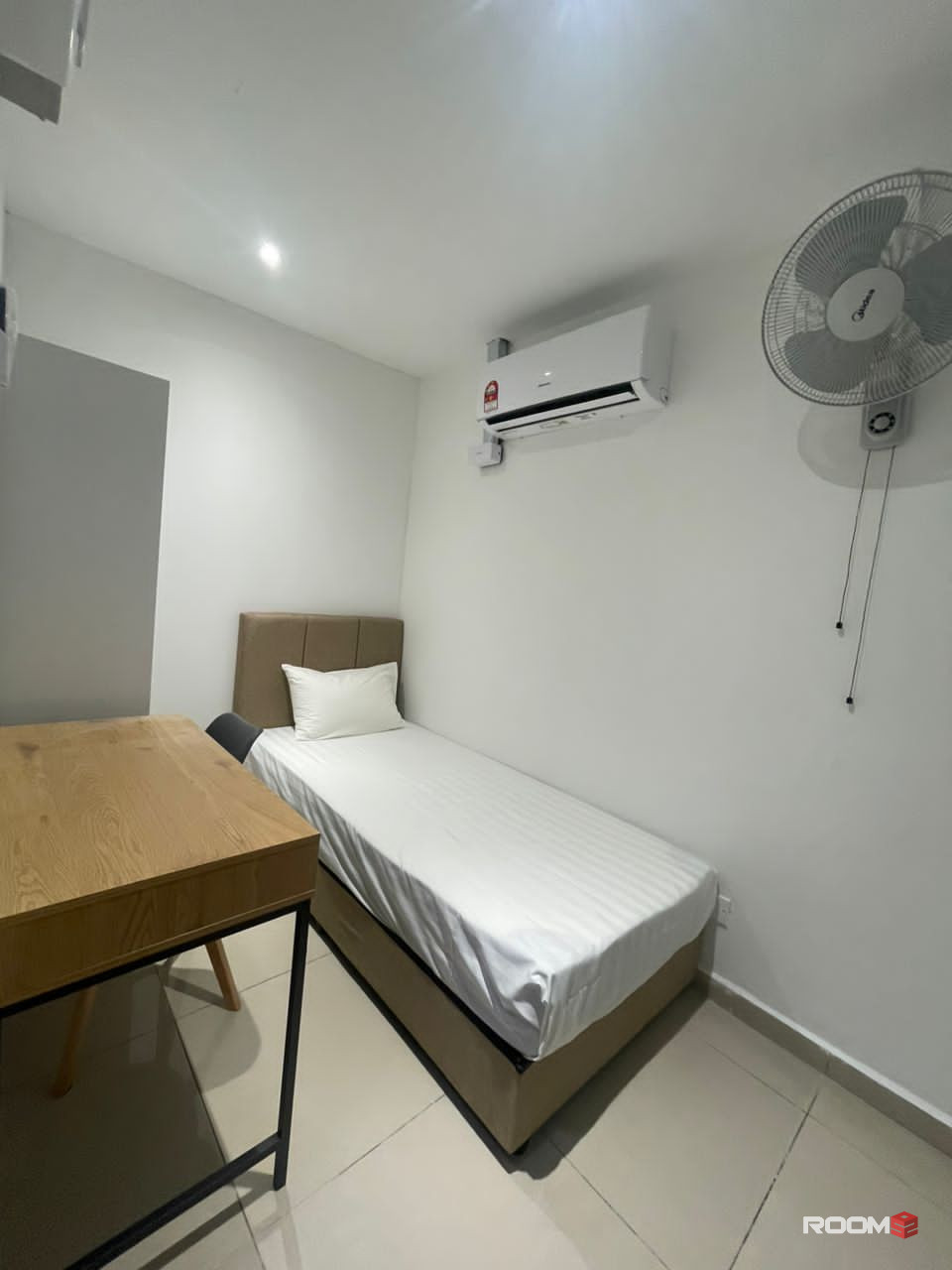10mins 🚶‍♂️to Subang Parade Mall🛍️Private Single Room in SS15 Near INITI College🎓
