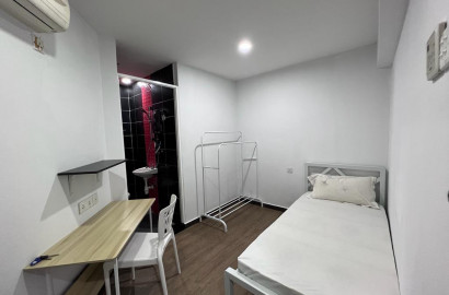 Private & Comfy Co-Living Space in SS4 Kelana Jaya Easy Access LRT Line