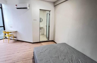 LIMITED TIME OFFER ‼️ Room Rent attach Private Toilet Near MRT Kentomen 🚂