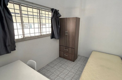 😍 5 mins walk to LRT 😍 Inclusive all Utilities except aircond 😍Free Wifi 😍Free Cleaning 😍Fully furnished Room at Me