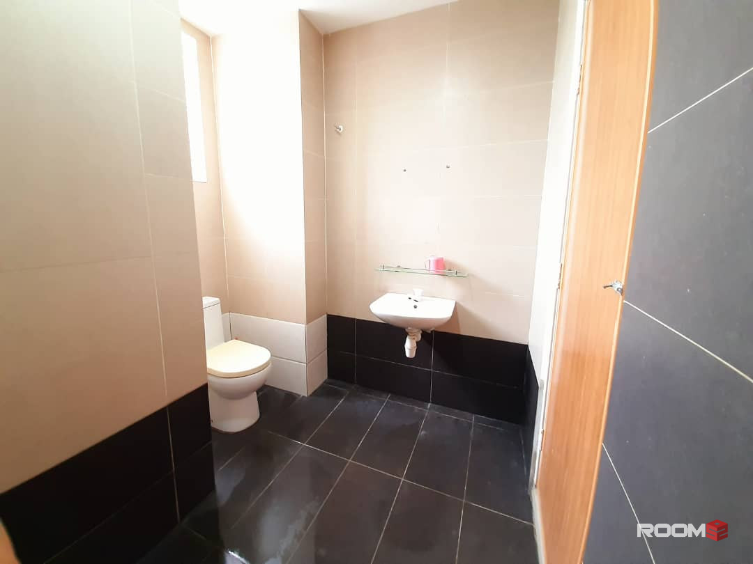 Bilik Sewa Balakong  [𝐂𝐨𝐮𝐩𝐥𝐞/ 𝐒𝐢𝐧𝐠𝐥𝐞 ] Tmn Mesra Utama,Balakong📣 {WIFI📶}🚀  Near To 🚊 Serdang KTM, 🏘Taming Jaya,🏫 UTAR🎓 C180,
