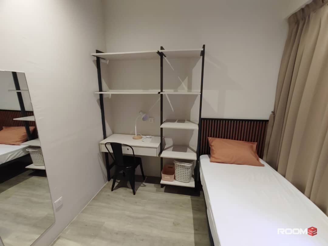 🔥Low Deposit✅🔥, USJ co living medium bedroom for rent,walking 8mins to LRT USJ21,Move in ready