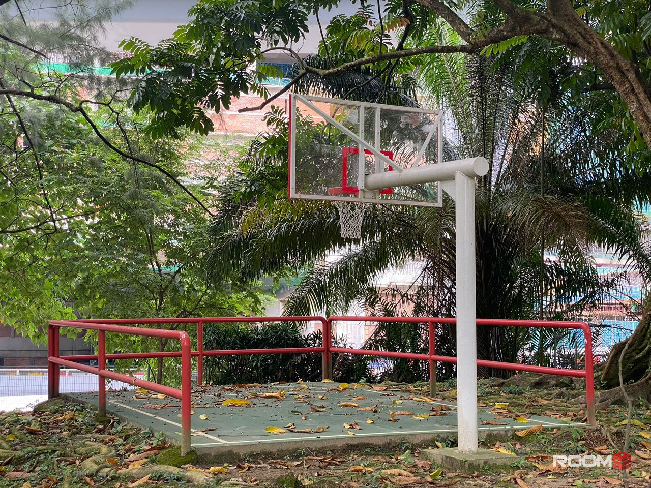 Walking Distance to Bangsar MRT Room for Rent