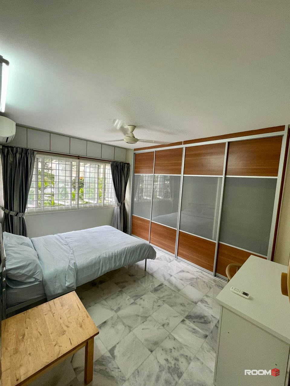 Walking Distance to Bangsar MRT Room for Rent