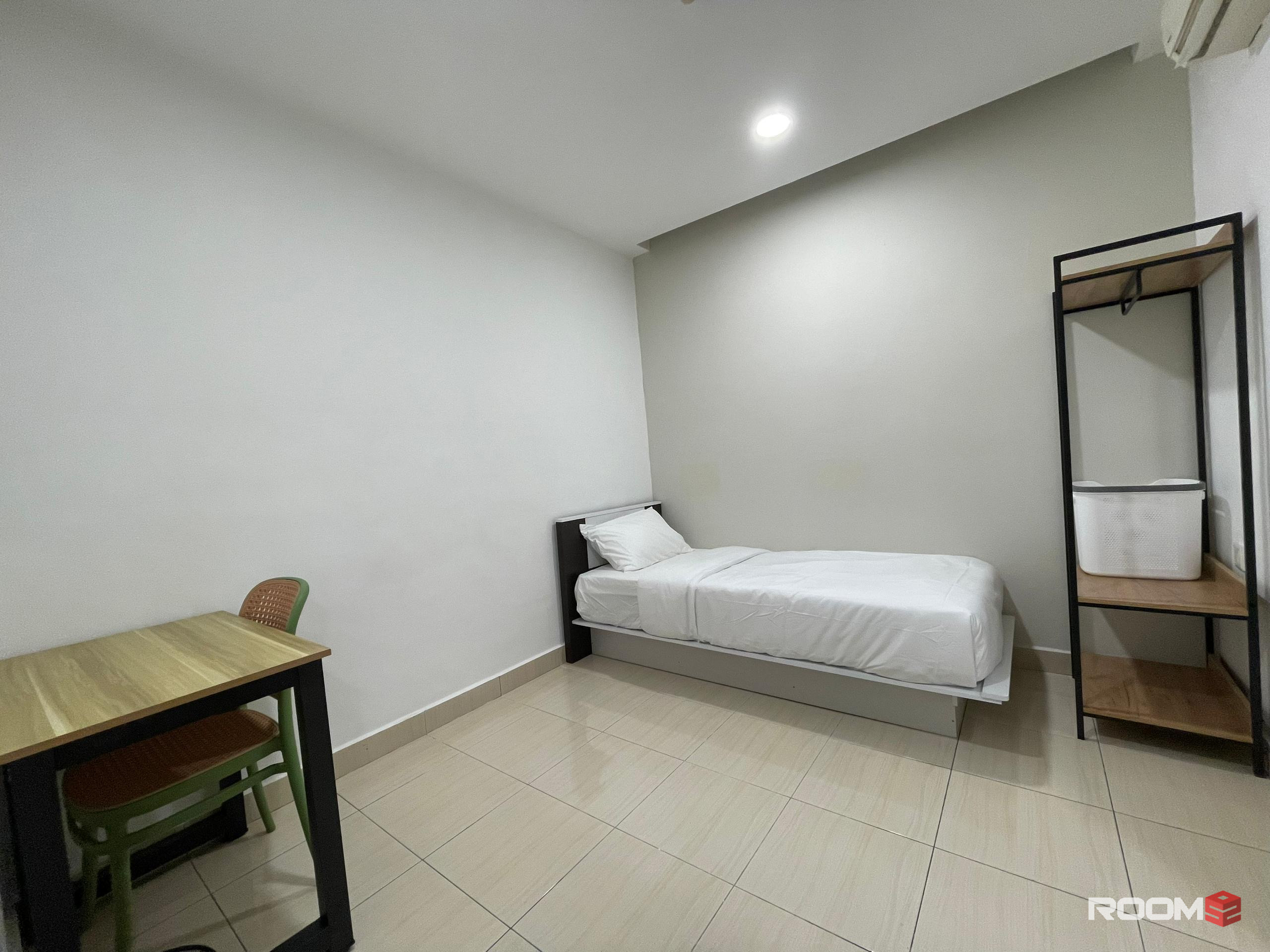 🚘5 min to The mines🚘8min to MRT 🚝 Immediate move in🔥 0 deposit🎊