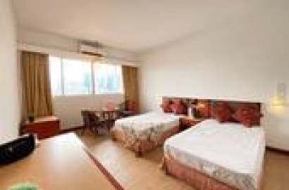 Room Rental With Amazing Cheap Food Street 🍕🫓🥪🥙 Near Monorel KL 🚄