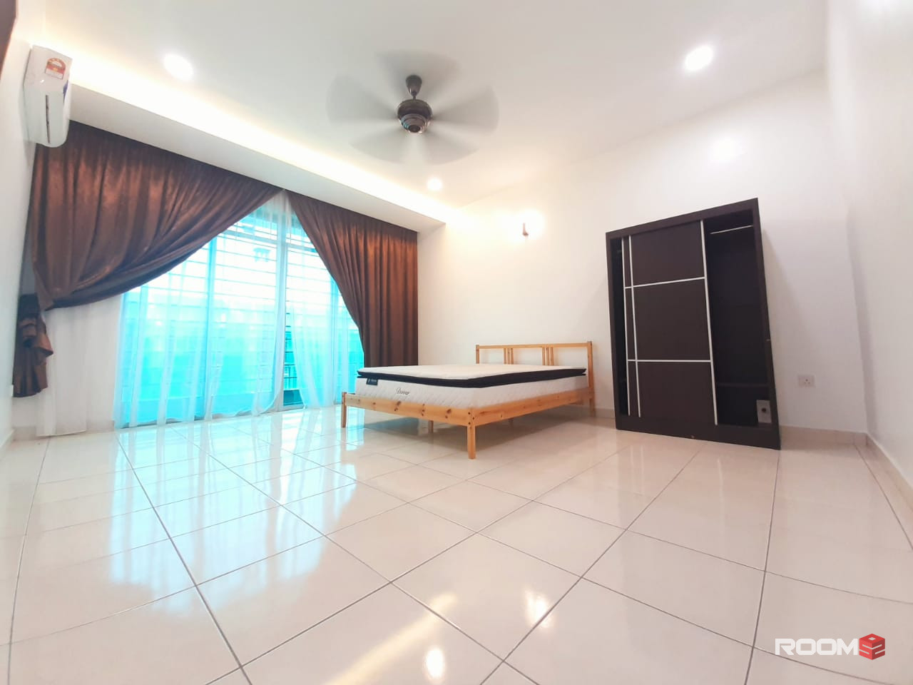 Master Room at Bangi Avenue, Bangi, Bilik Sewa Bangi [𝐅𝐑𝐄𝐄 𝐖𝐢𝐟𝐢 🔥 👉Non- Sharing] Bangi Avenue/ Lama, UKM, CS