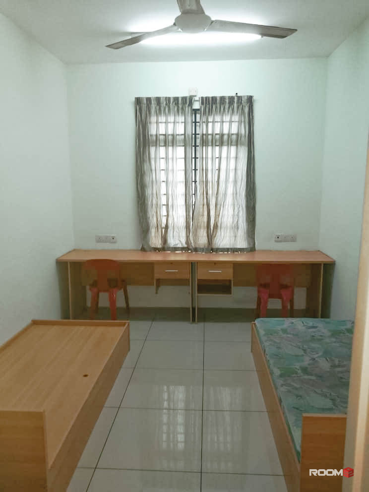 Walking distance to MMU University (Ixora Apartment) - Female Friendly Units